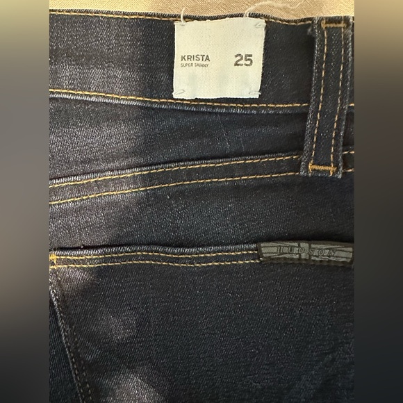 HUDSON Skinny Jeans. Size 25. EUC. Dark Wash. - Picture 7 of 8